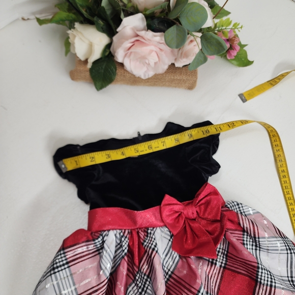 Plaid Dress with Bow - Picture 6 of 8